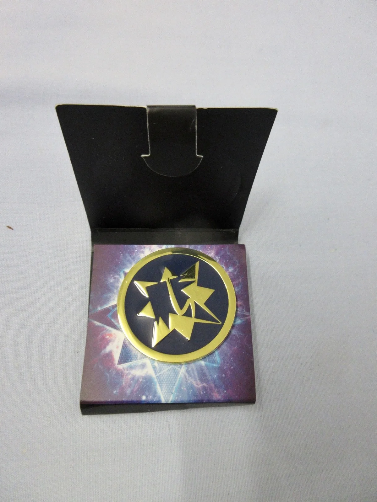 Marvel Studios The Marvels Rare Press Kit Premium Metal Pin Badge, image 2