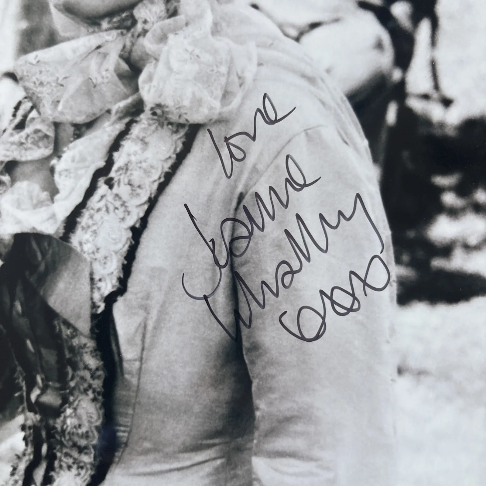 Joanne Whalley — Lovely JOANNE WHALLEY Signed Photo - Willow, изображение 2