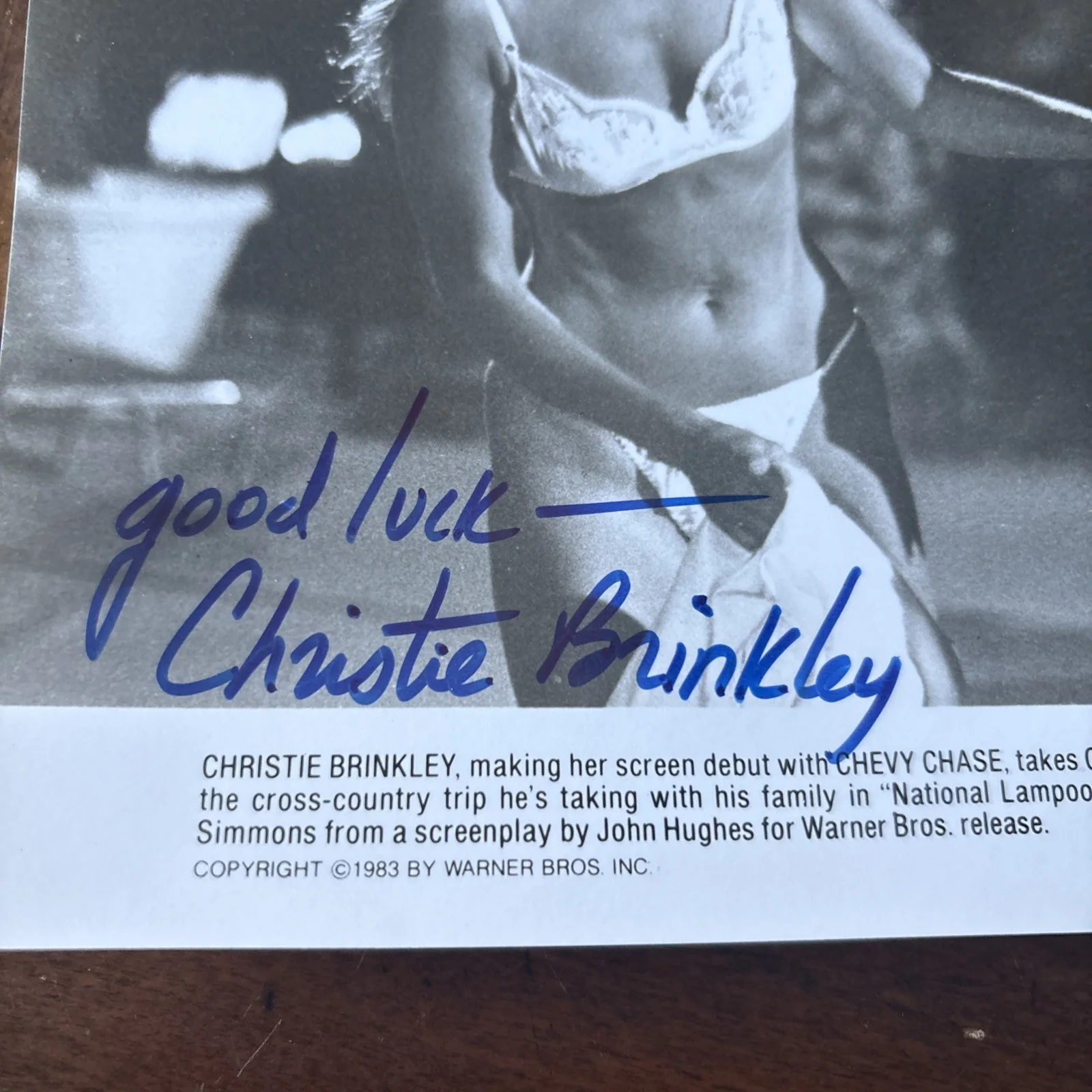 Chevy Chase — Christie Brinkley Chevy Chase Signed 8x10 Photo Vacation Autograph, image 2