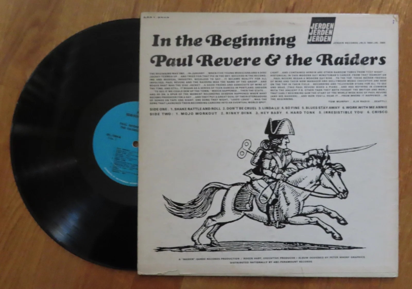 MARK LINDSAY signed PAUL REVERE & THE RAIDERS In The Beginnings 1966 Record, image 3