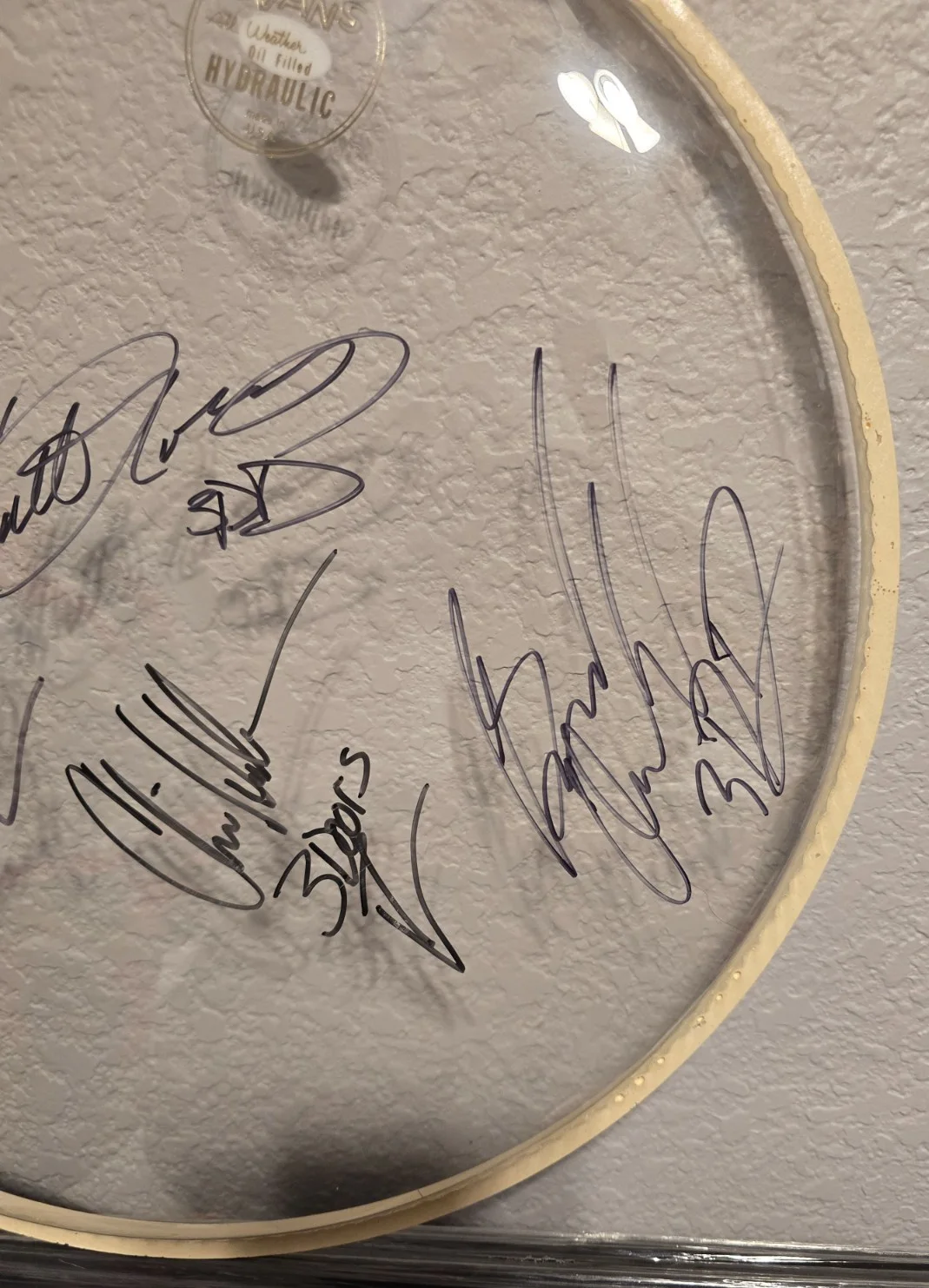 3 Three Doors Down Band Signed Drumhead Brad Arnold Matt Chris Todd JSA Auto, image 2