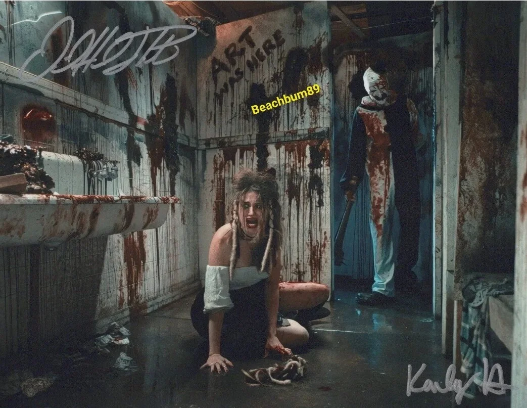 David Howard Thornton, Kailey Hyman — "Terrifier 2" 'DAVID HOWARD THORNTON' & 'KAILEY HYMAN' Signed 8x10 Photo W/COA., image 5