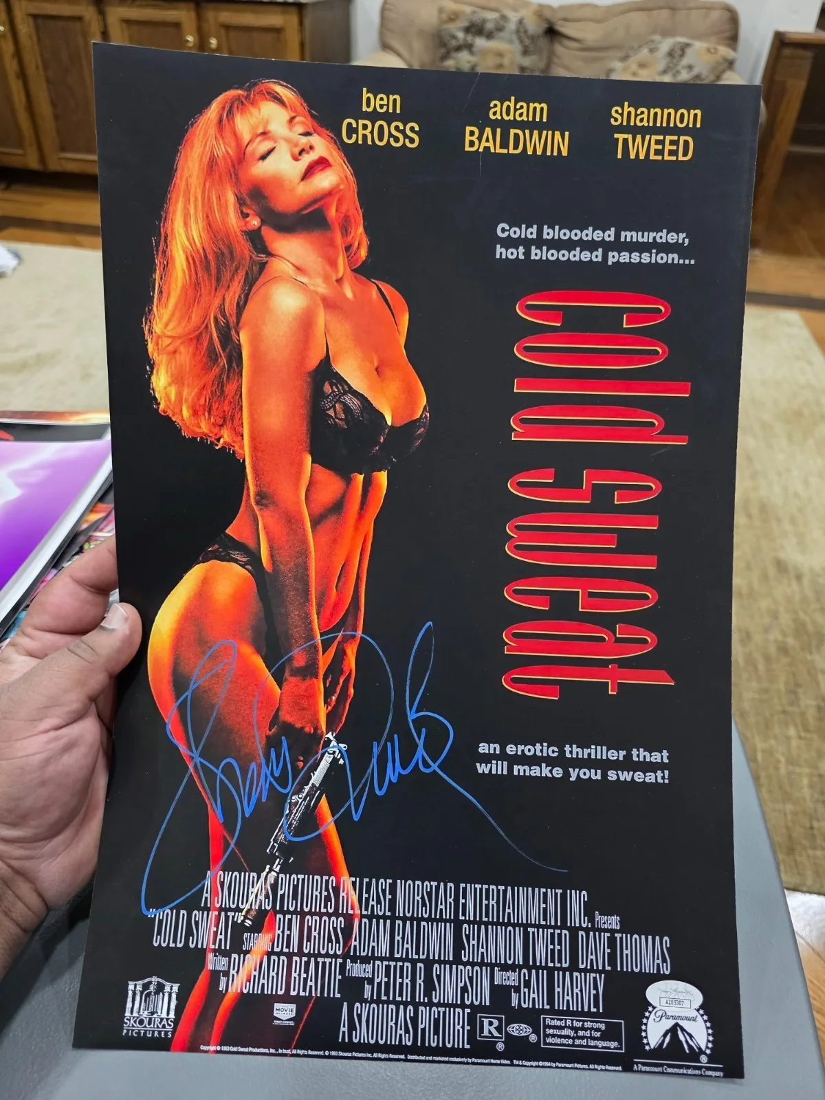 Shannon Tweed — Shannon Tweed Signed Autographed 12x18 Photo jsa COA