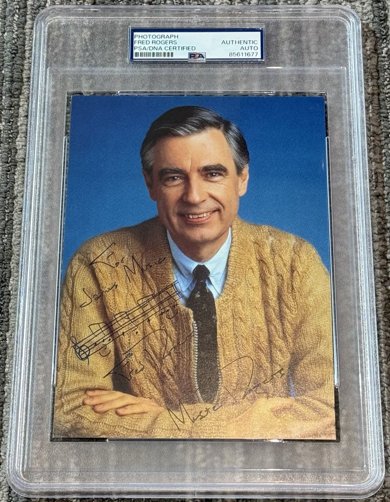 Fred Rogers — Fred Rogers Signed Autograph 5x7 Photo Musical Quotations Inscription PSA/DNA