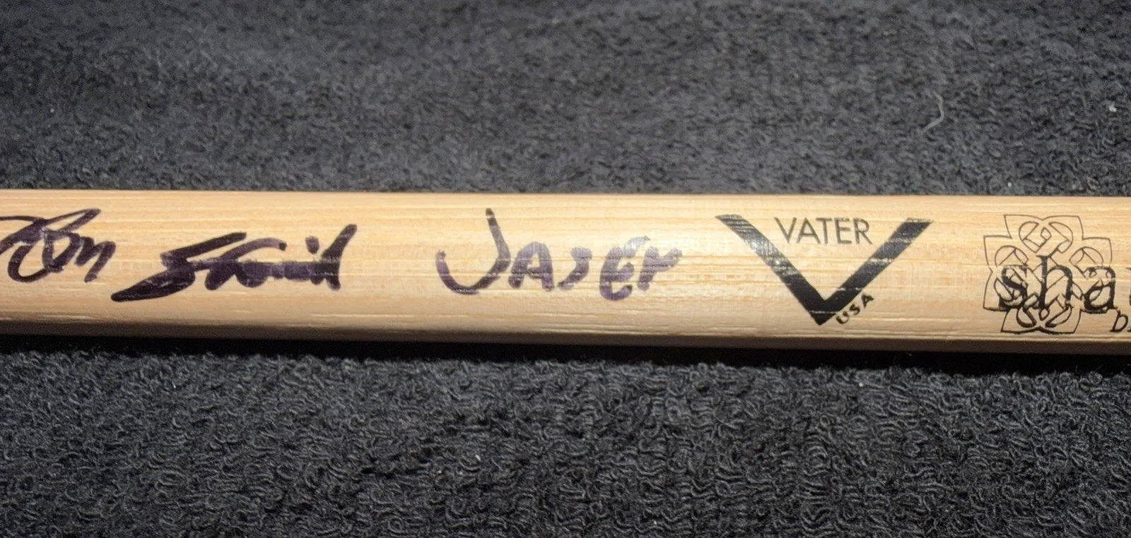 Breaking Benjamin Vater “Shaun Foist” Full Band Autographed/Signed Drumstick, image 5