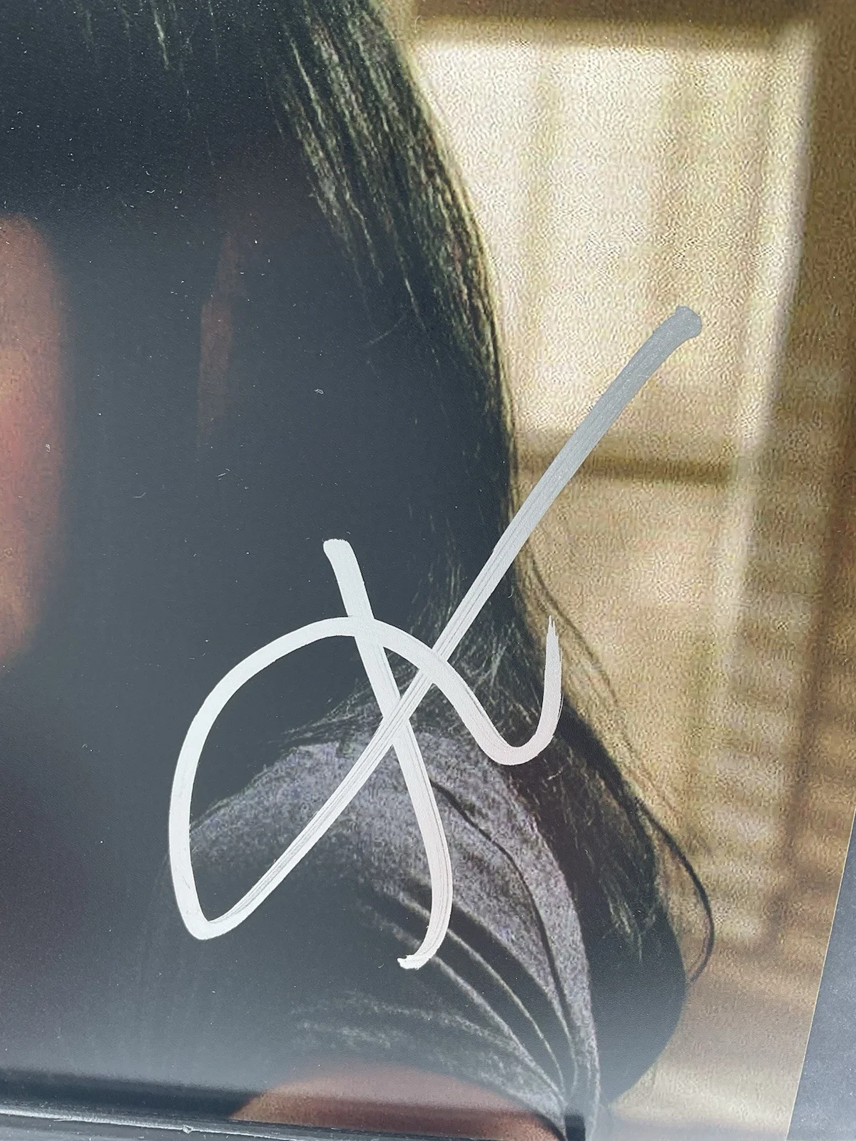 Krysten Ritter — Krysten Ritter signed 8x10 Jessica Jones signed photo Marvel autograph photo BAS, image 2