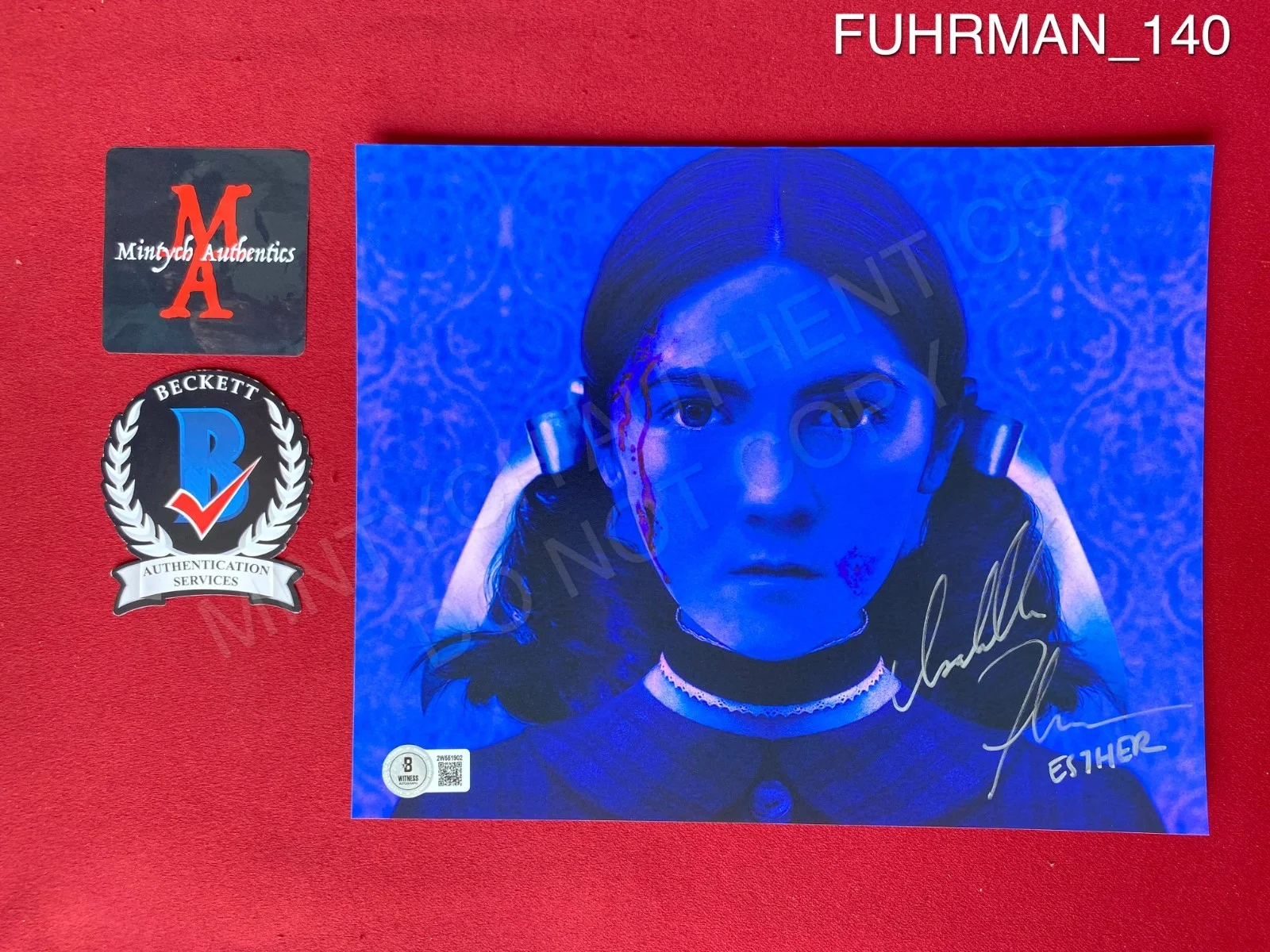 Isabelle Fuhrman — Isabelle Fuhrman autographed signed 8x10 photo Orphan Beckett COA