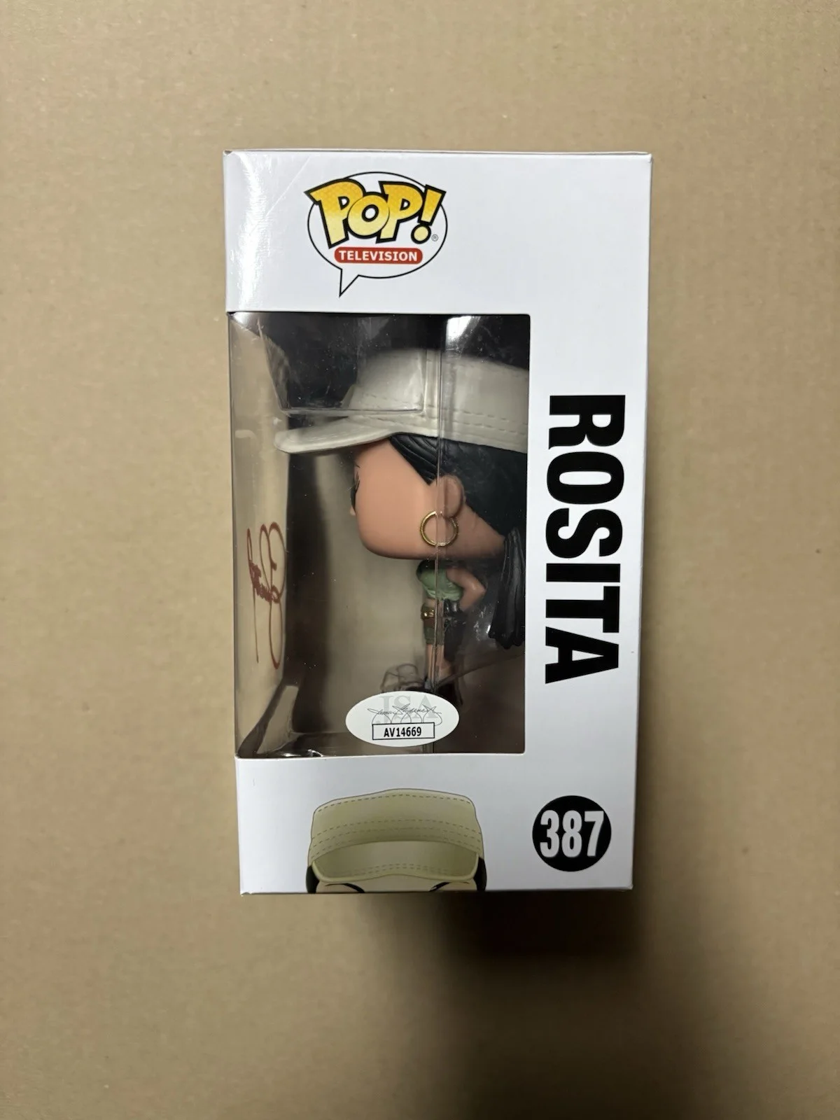 Christian Serratos — Walking Dead Christian Serratos Funko 387 Rosita Signed Autograph JSA COA, изображение 3