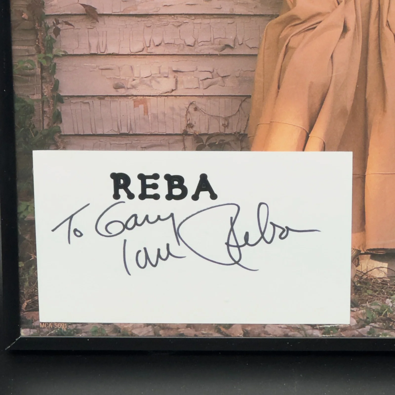 Reba McEntire Whoever's in New England Vinyl LP, Signed Index Card Autograph, image 2