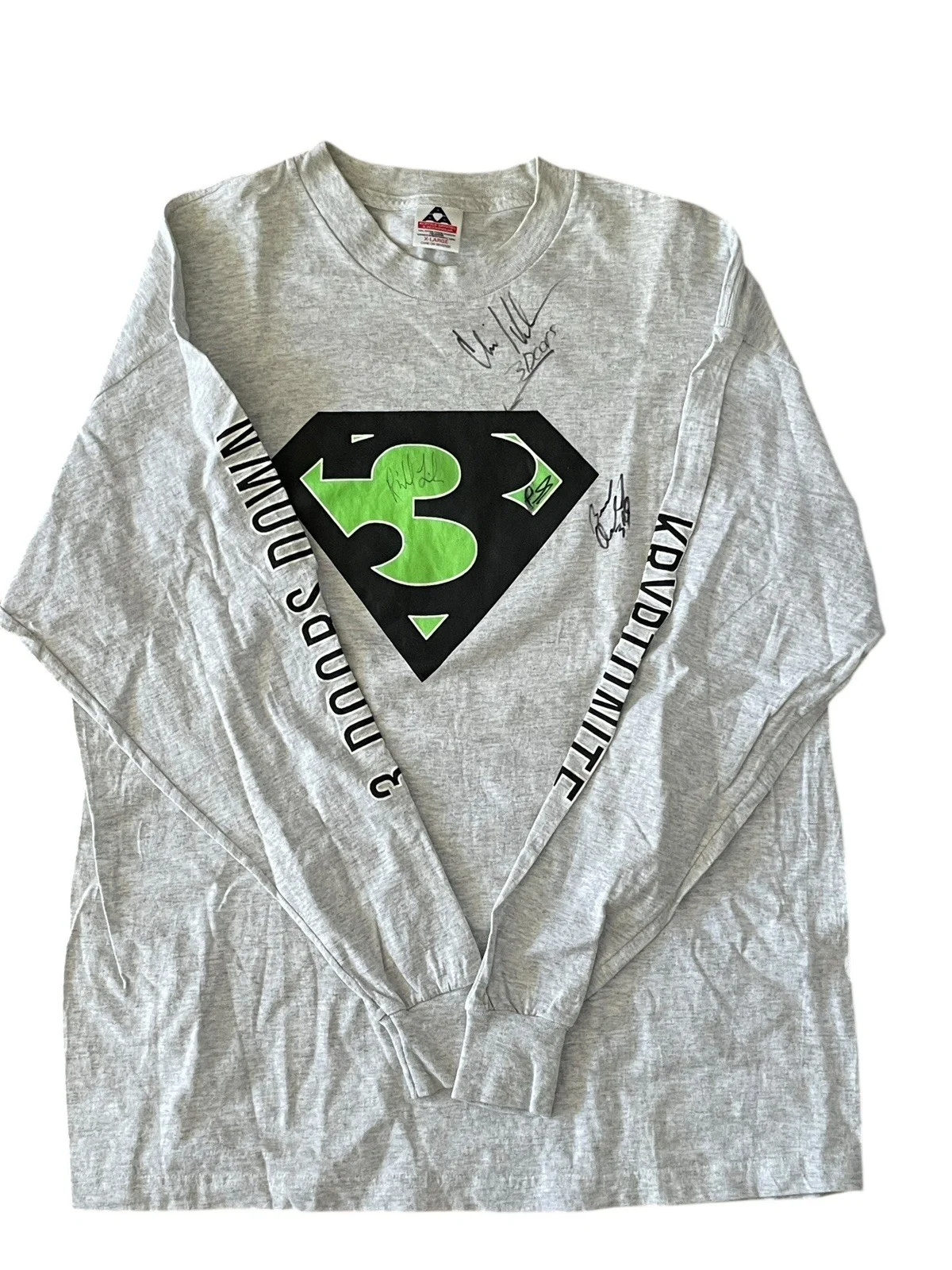 Three Doors Down Autographed Kryptonite Superman Shirt Signed Brad Arnold COA 🎸, image 4
