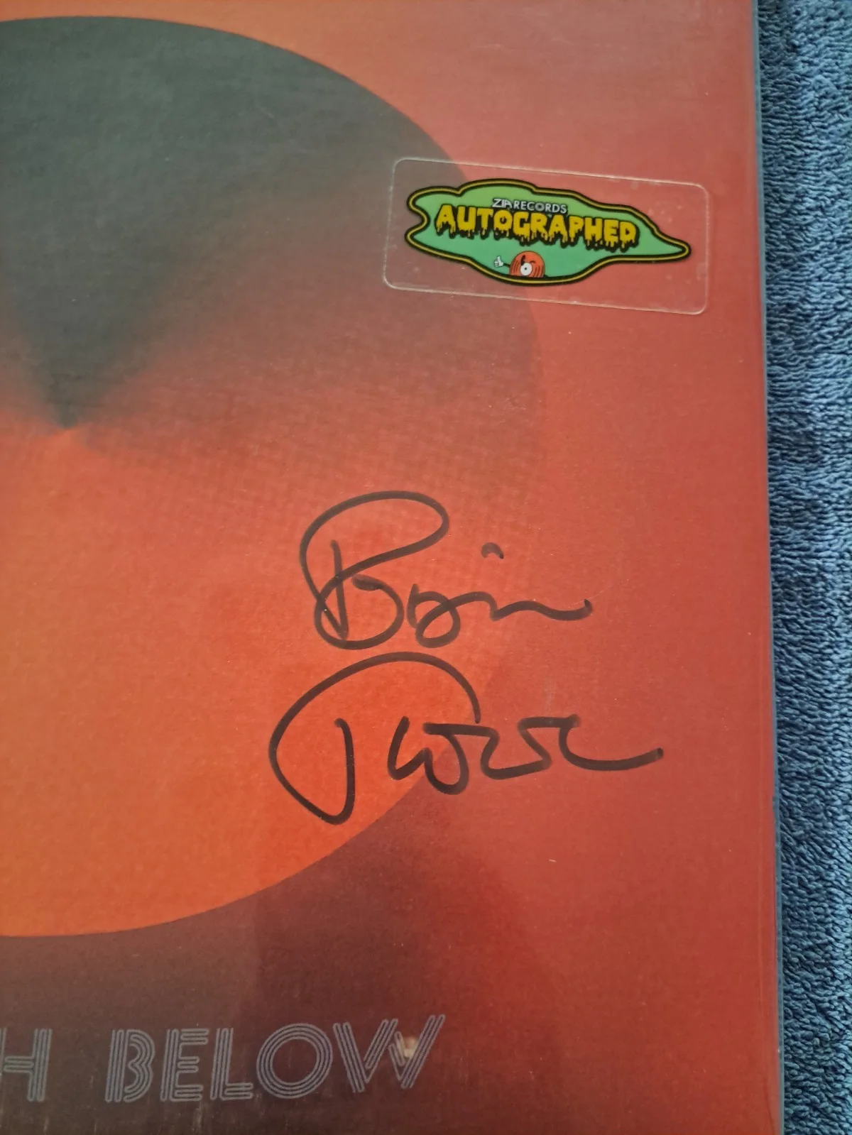 ROBIN TROWER SIGNED BRAND NEW SEALED FROM EARTH BELOW VINYL 50TH ANNIV RE-ISSUE, изображение 2