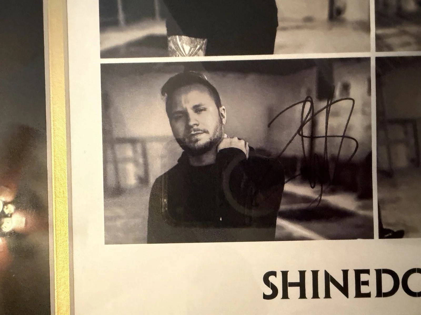 SHINEDOWN original hand SIGNED Autographed MATTED & FRAMED PHOTO 8.5x11, image 4