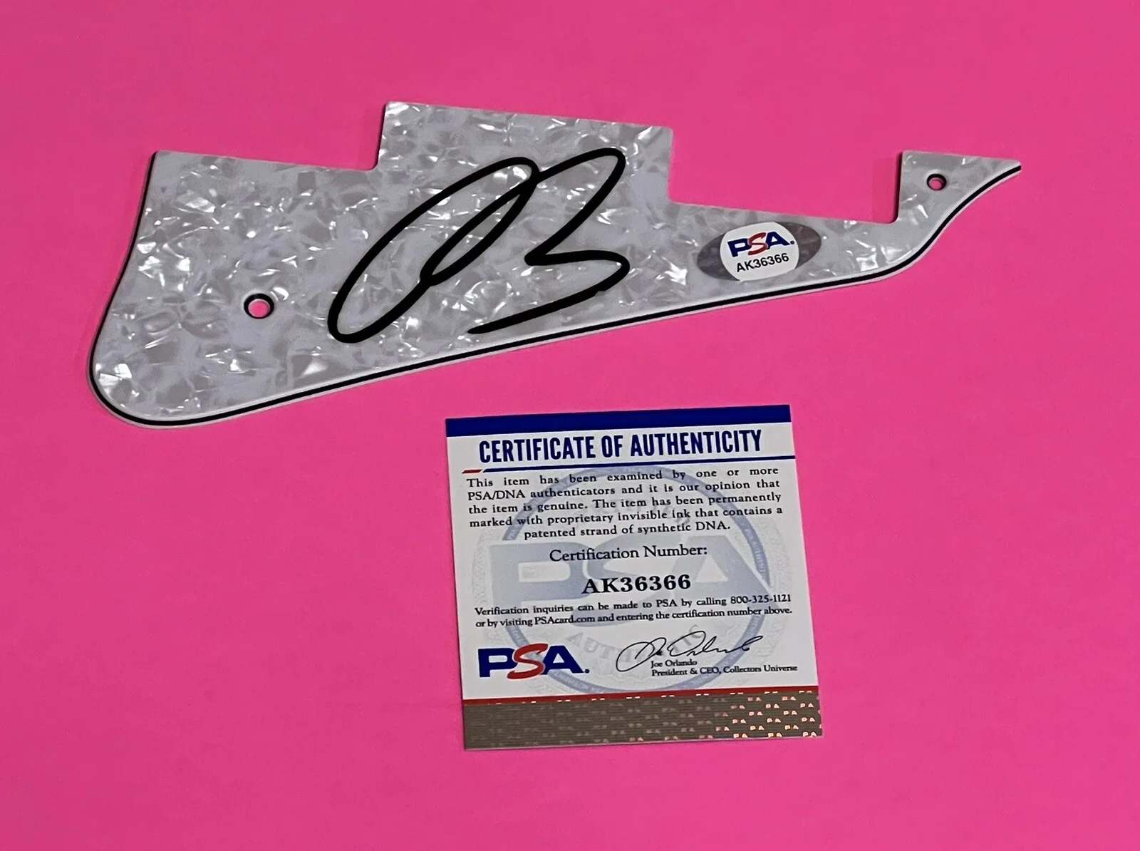 JOE BONAMASSA SIGNED EPIPHONE LES PAUL PICKGUARD #B PSA DNA *PROOF*, image 2