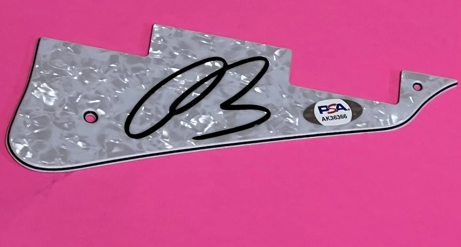 JOE BONAMASSA SIGNED EPIPHONE LES PAUL PICKGUARD #B PSA DNA *PROOF*, image 4