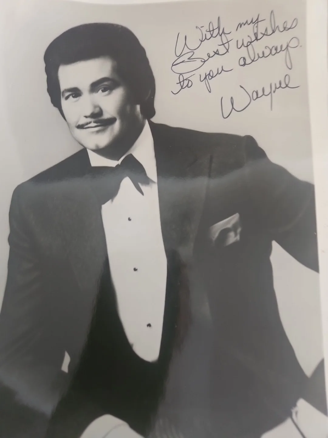 Wayne Newton Signed Autograph Photo Vintage Las Vegas Entertainer Hand Signed, image 2