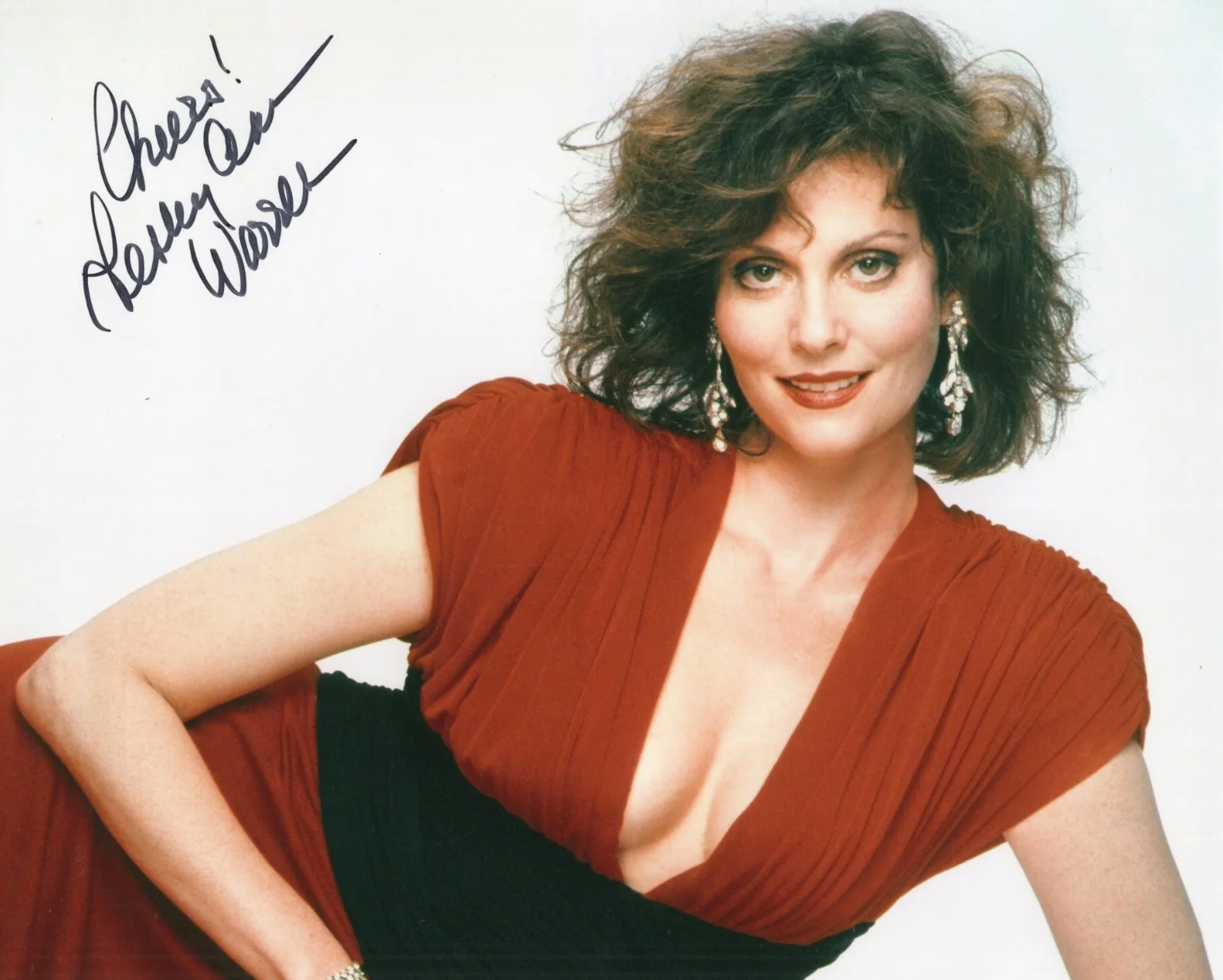 Lesley Ann Warren — Lesley Ann Warren signed young beautiful sexy 8x10 photo Clue Miss Scarlett