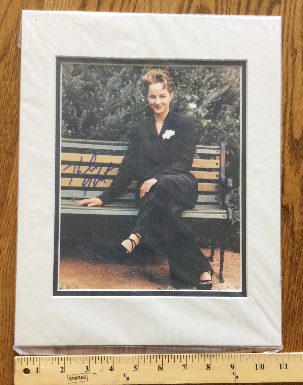 Helen Hunt — Helen Hunt Signed Autograph Matted Photo CPG Direct COA, image 4