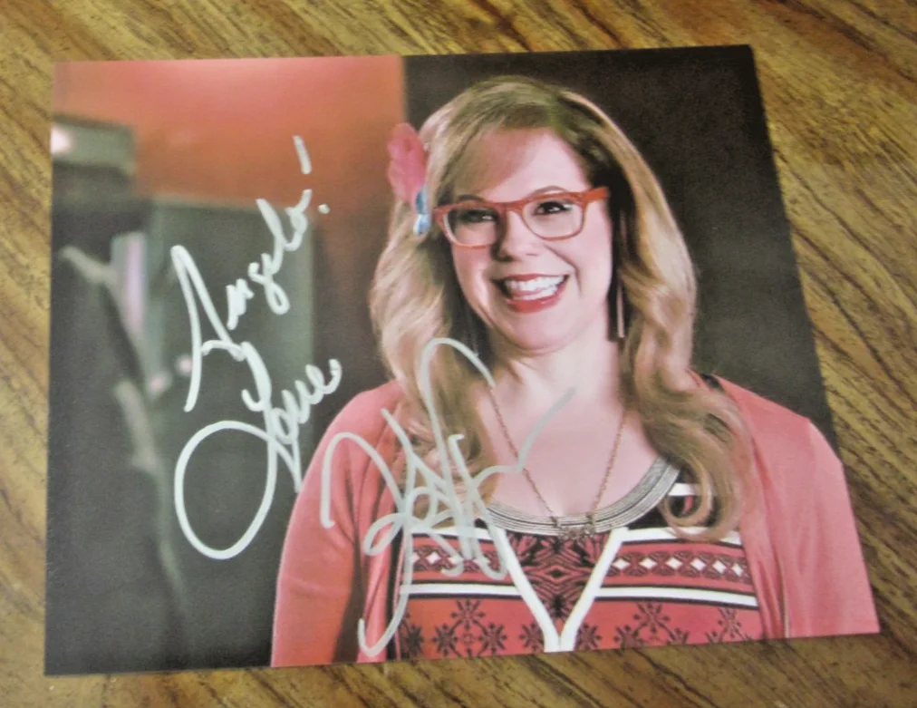 Kirsten Vangsness — Kirsten Vangsness Actress Signed 8X10 Photo "Criminal Minds" Penelope Garcia