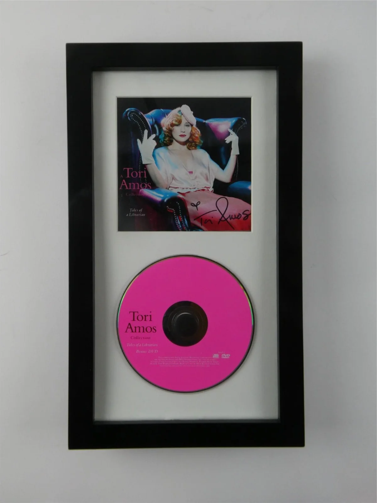Tori Amos Signed CD Cover Tales from a Librarian Framed Matted DVD JSA COA, изображение 2