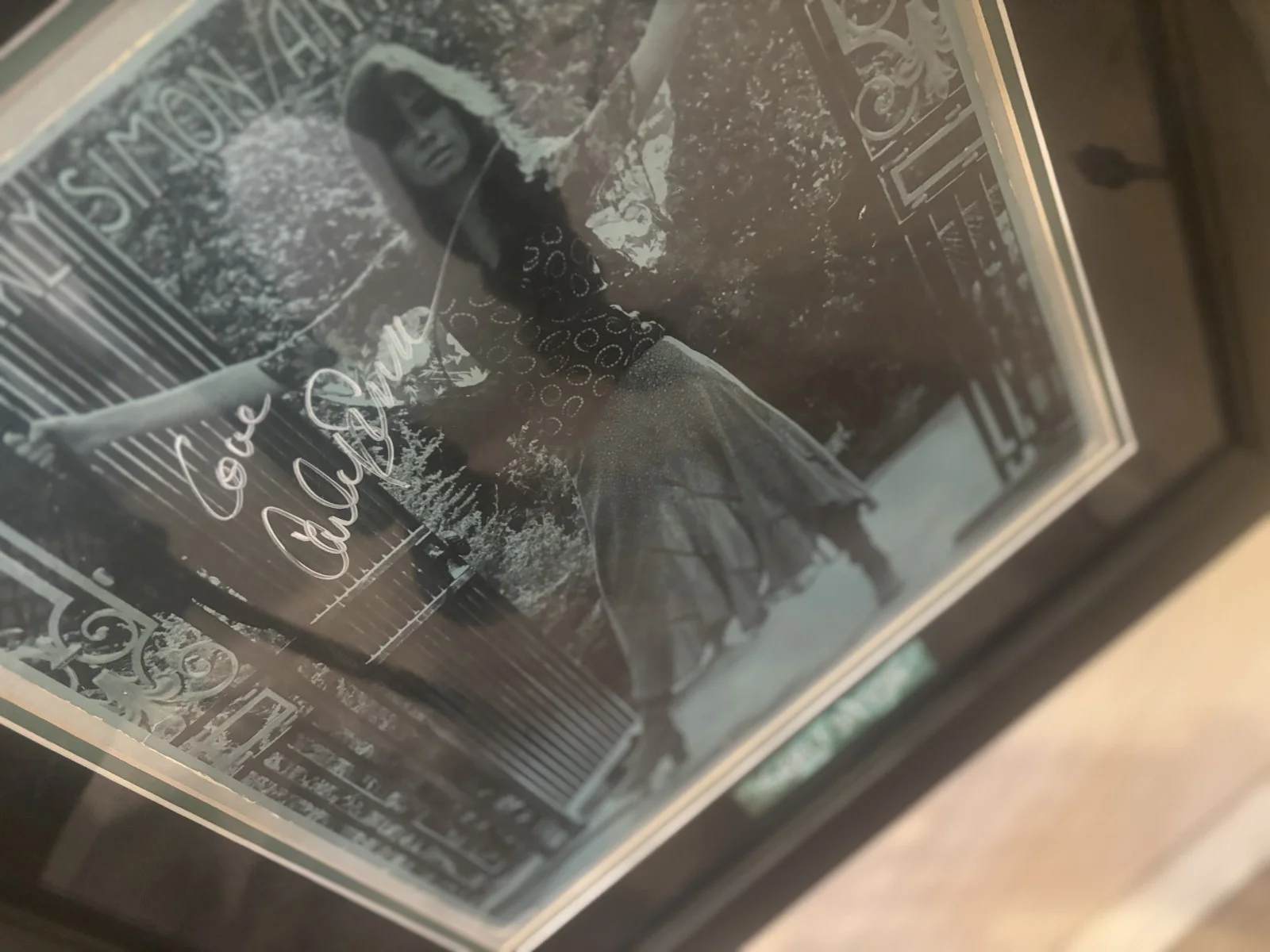 * CARLY SIMON * signed "Anticipation" album over display / JSA Loa, изображение 2