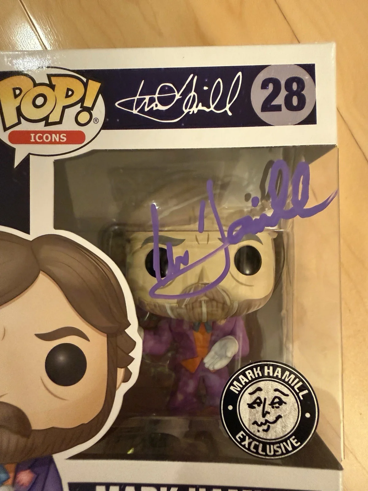Mark Hamill — Mark Hamill signed Funko Pop 28 the Joker Batman autographed JSA /official Pics, изображение 2