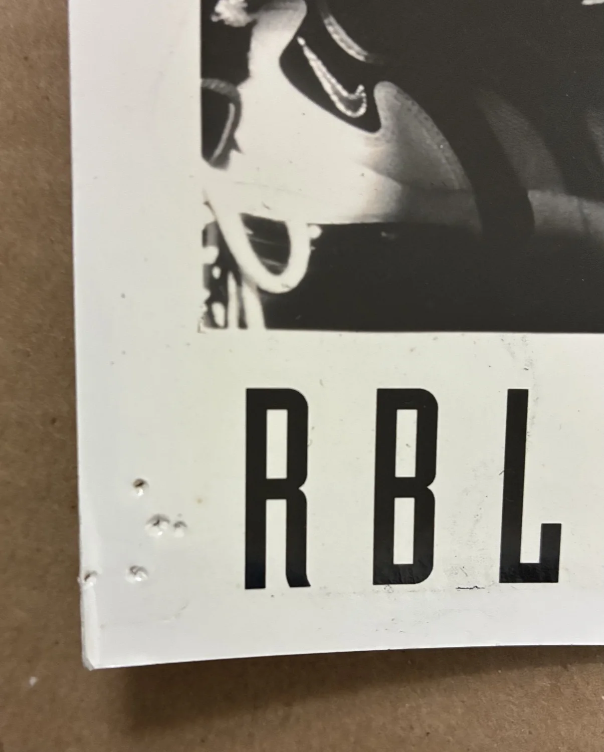 RBL Posse Signed Glossy B&W 8X10 Press Photo 1997, изображение 4