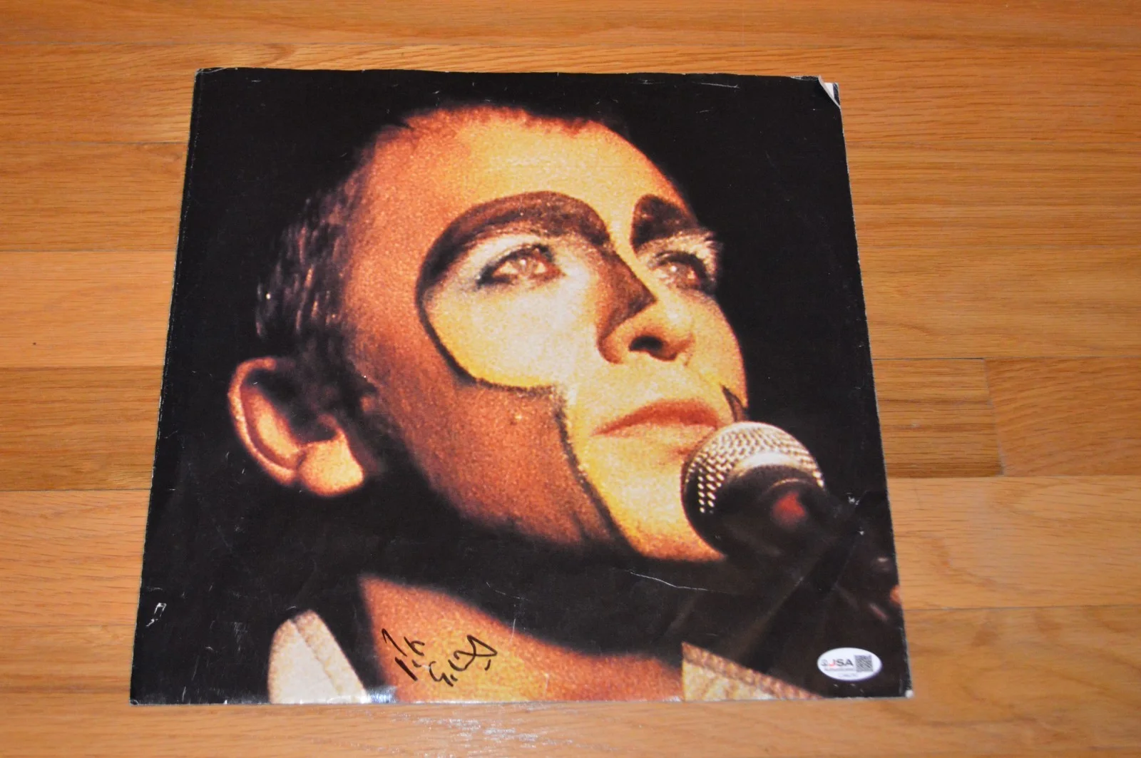 Peter Gabriel Autographed "Plays Live" LP Inner Sleeve Insert with JSA COA, image 2