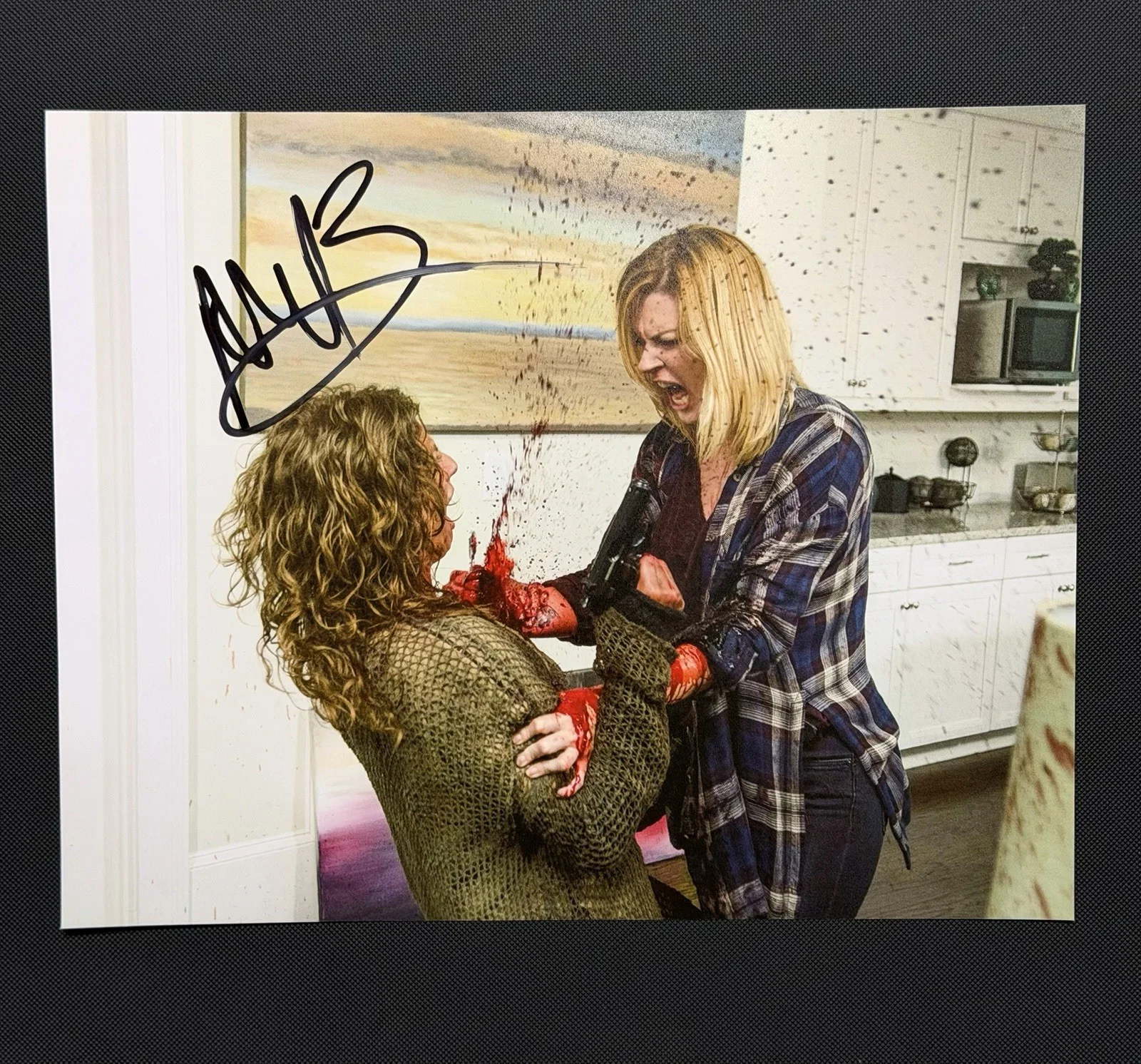 Alexandra Breckenridge — Alexandra Breckenridge signed 8x10 The Walking Dead PHOTO PROOF no coa