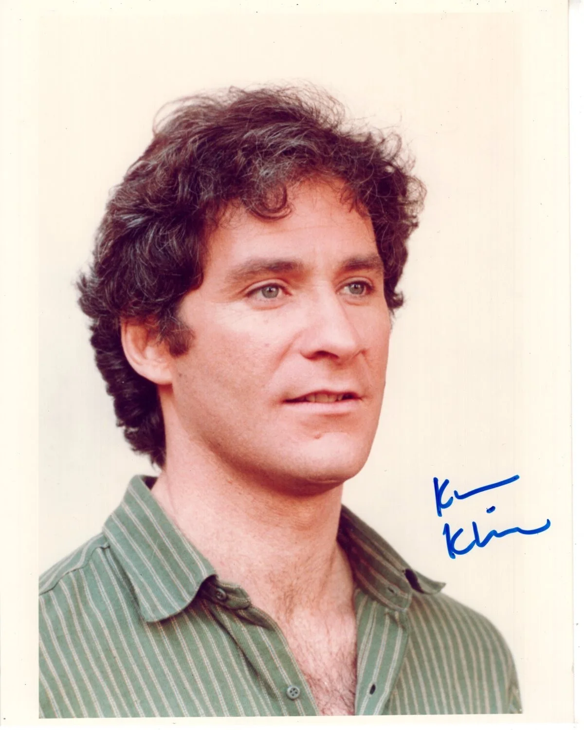 Kevin Kline — KEVIN KLINE Signed Autographed 8x10 THE BIG CHILL HAROLD Photo