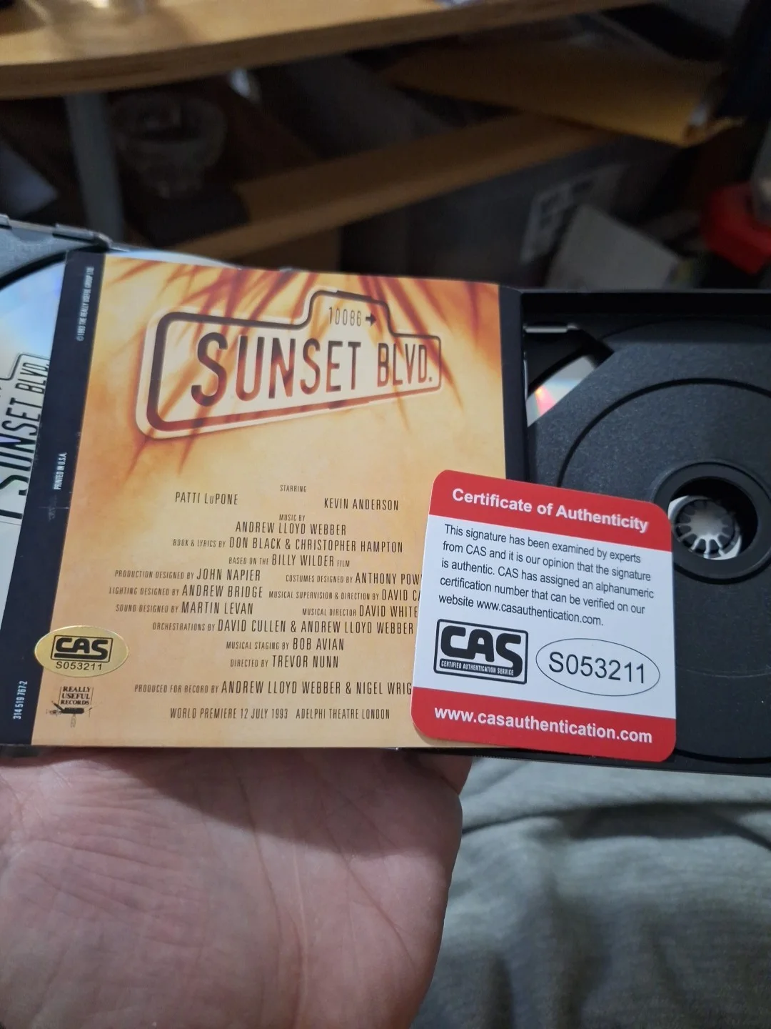 Andrew Lloyd Webber Signed Sunset Blvd CD 1993 World Premier Recording CAS COA, изображение 5