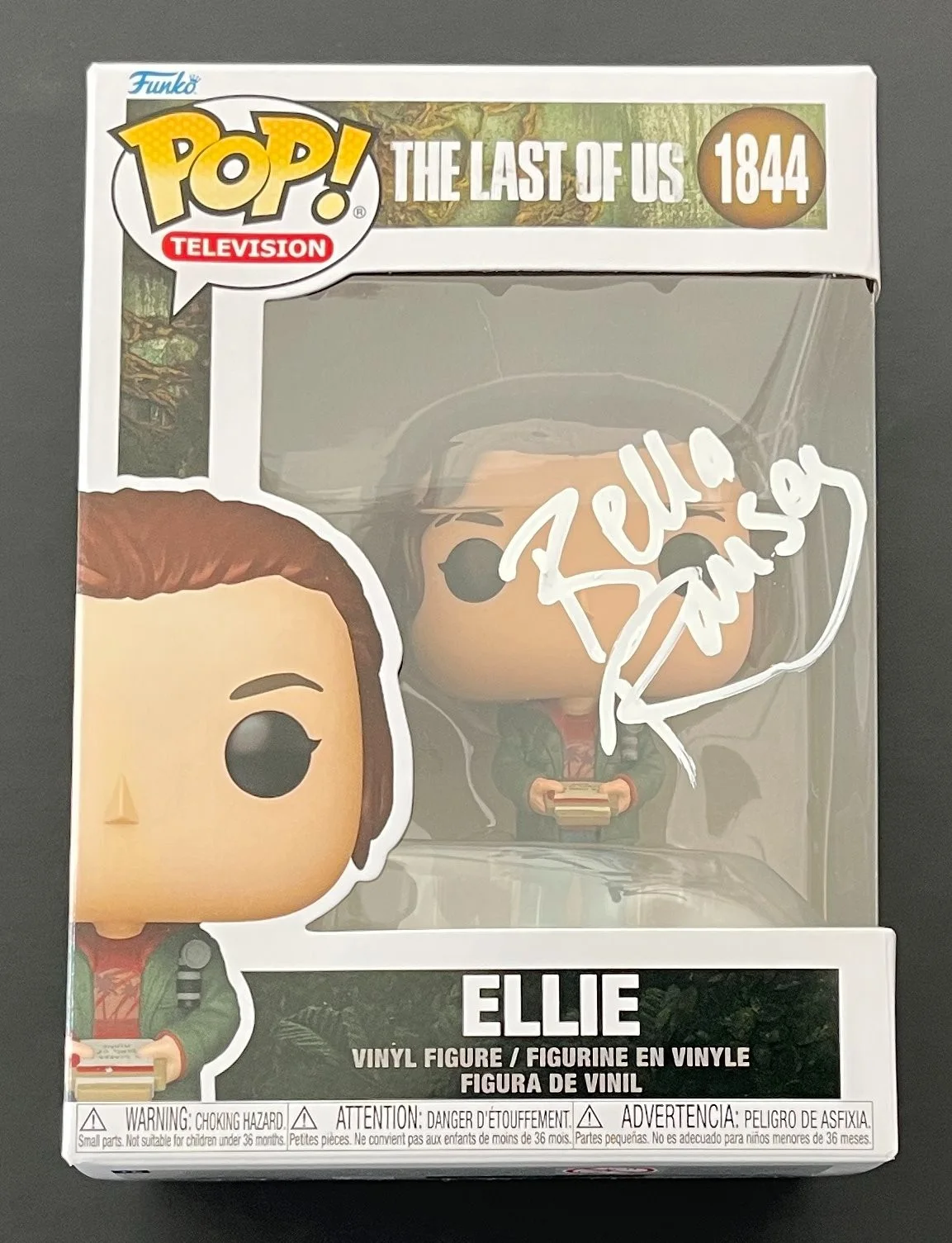 BELLA RAMSEY SIGNED THE LAST OF US ELLIE FUNKO w/EXACT VIDEO PROOF & BECKETT COA, изображение 4