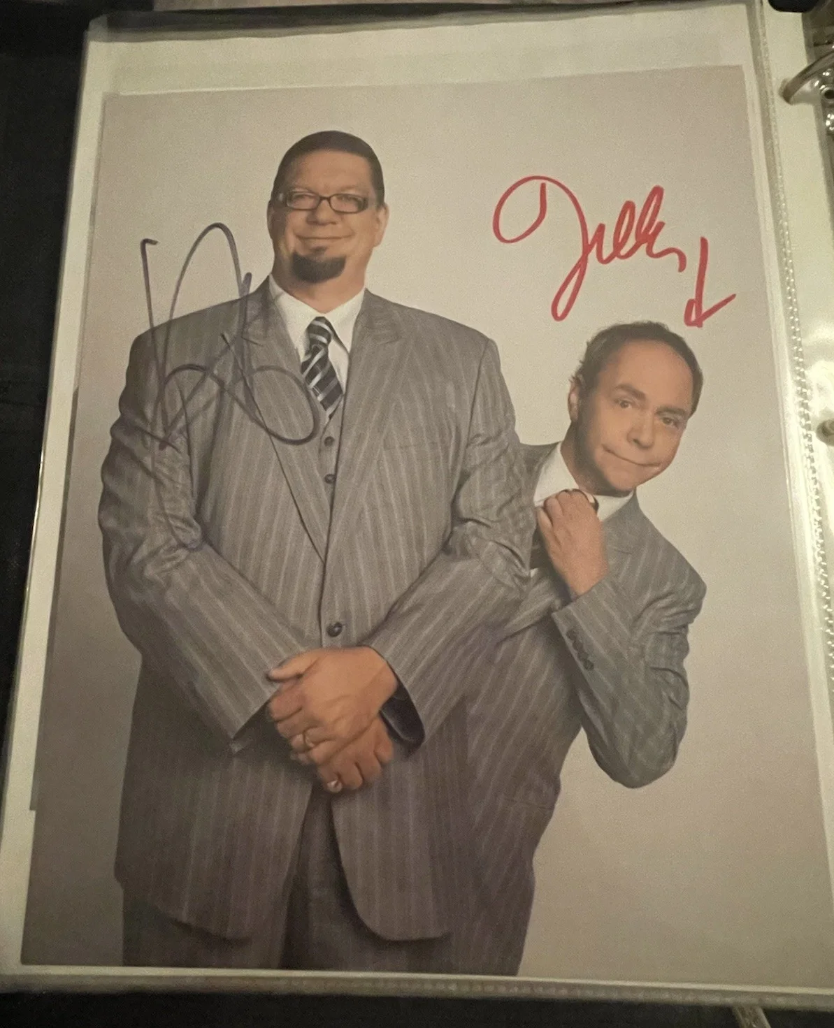 Penn and Teller — Penn and Teller Autograph 8x10 Color Signed Photo Magicians Vegas Dual Auto Rare