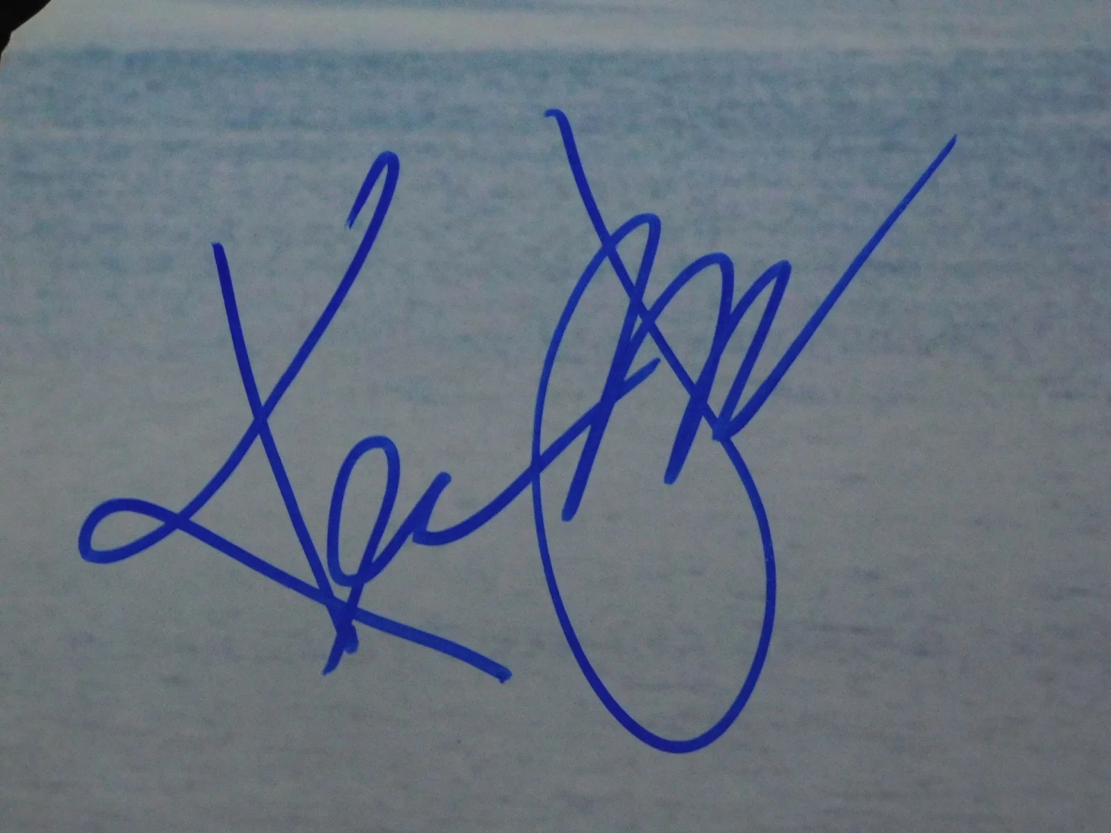 Kevin James — Kevin James Signed/Autographed 11x14 Photo JSA COA, image 2