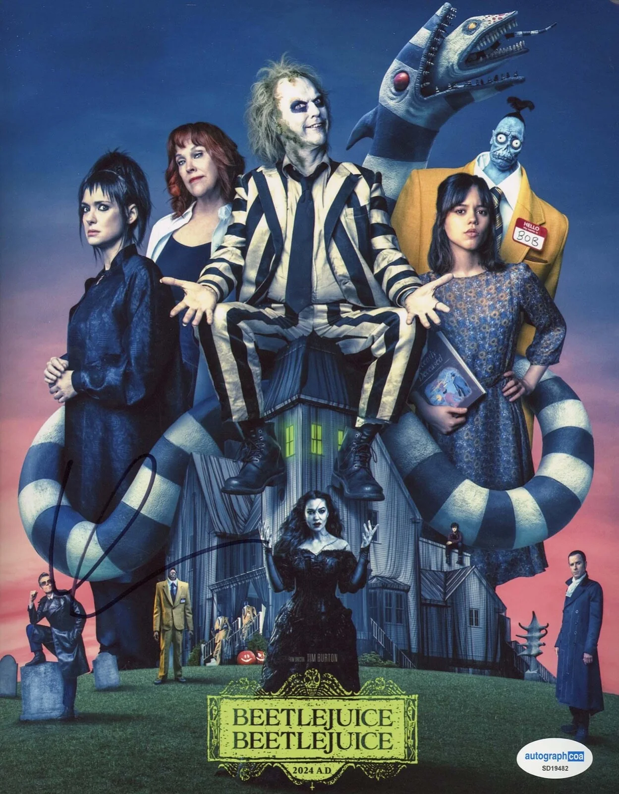 WILLEM DAFOE — Willem Dafoe signed "BEETLEJUICE BEETLEJUICE" 8x10 Photo b PROOF Wolf ACOA COA, image 3