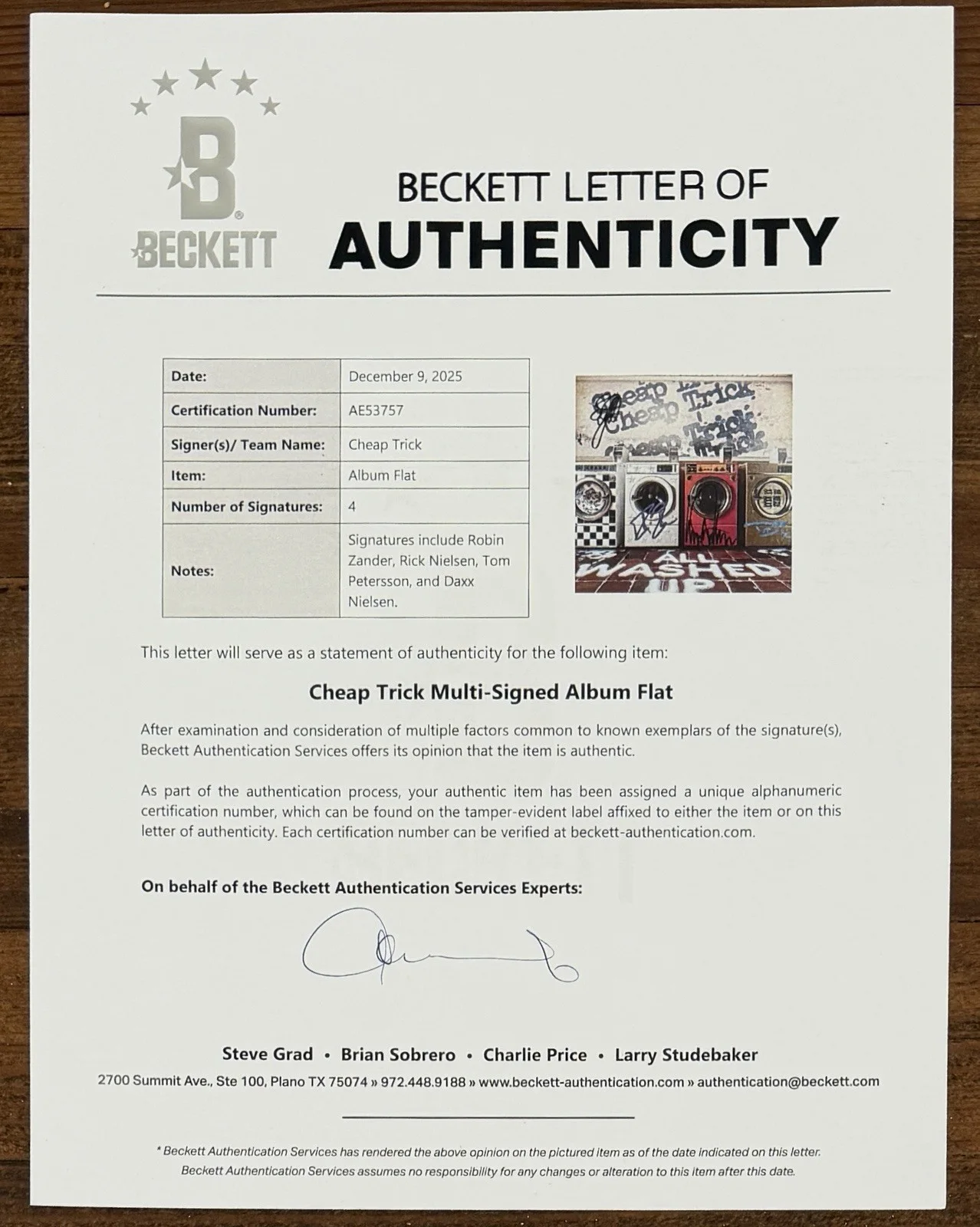 BAND SIGNED CHEAP TRICK ALL WASHED UP COVER ART CARD & VINYL LP BECKETT BAS COA, изображение 3