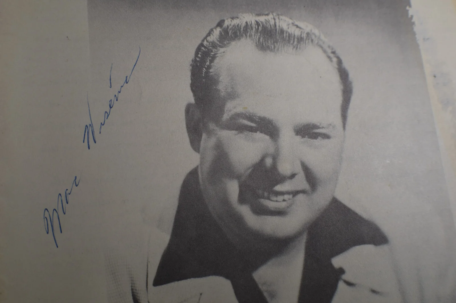*SIGNED* Mac Wiseman Songbook, изображение 2