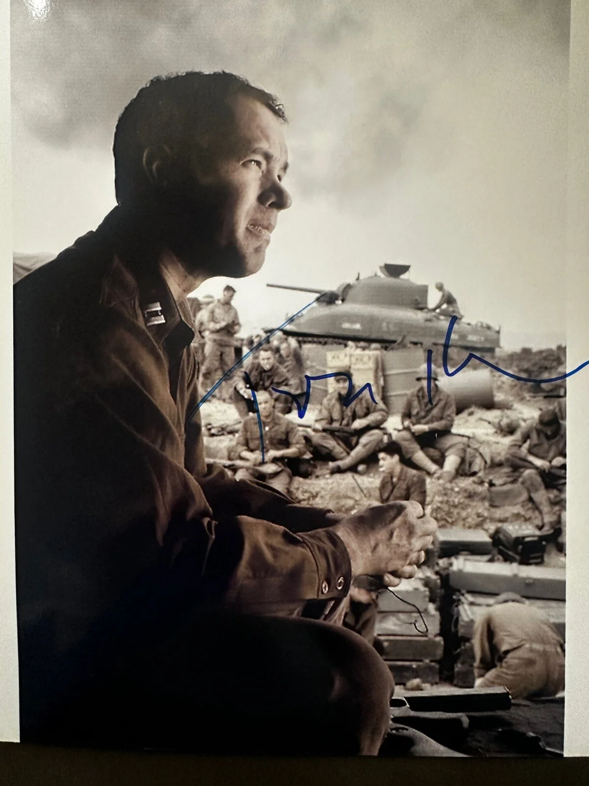 Tom Hanks — Tom Hanks signed 8x10 photo In Person. Proof. Forrest Gump. Saving Private Ryan, изображение 2