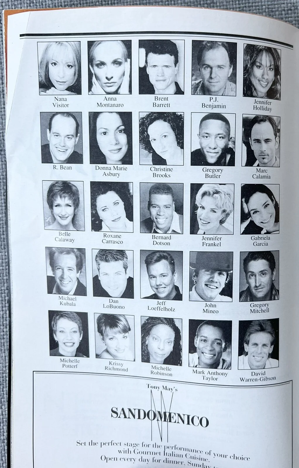 CHICAGO Signed IP Playbill Nana Visitor Anna Montanaro Brent Barrett PJ Benjamin, изображение 3