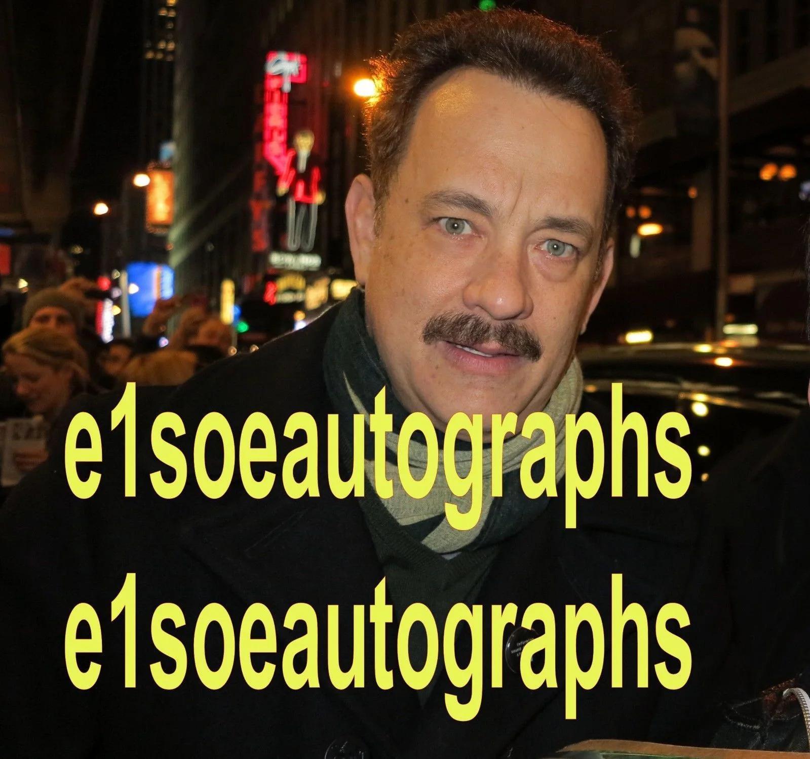 Tom Hanks — Tom Hanks signed 8x10 photo. Proof. Forrest Gump. Saving Private Ryan, image 3