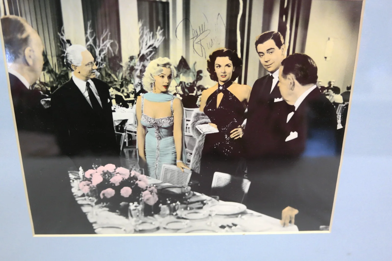 1953 "Gentleman Prefer Blondes" W/ Marlin Monroe -Signed by Jane Russel, изображение 2