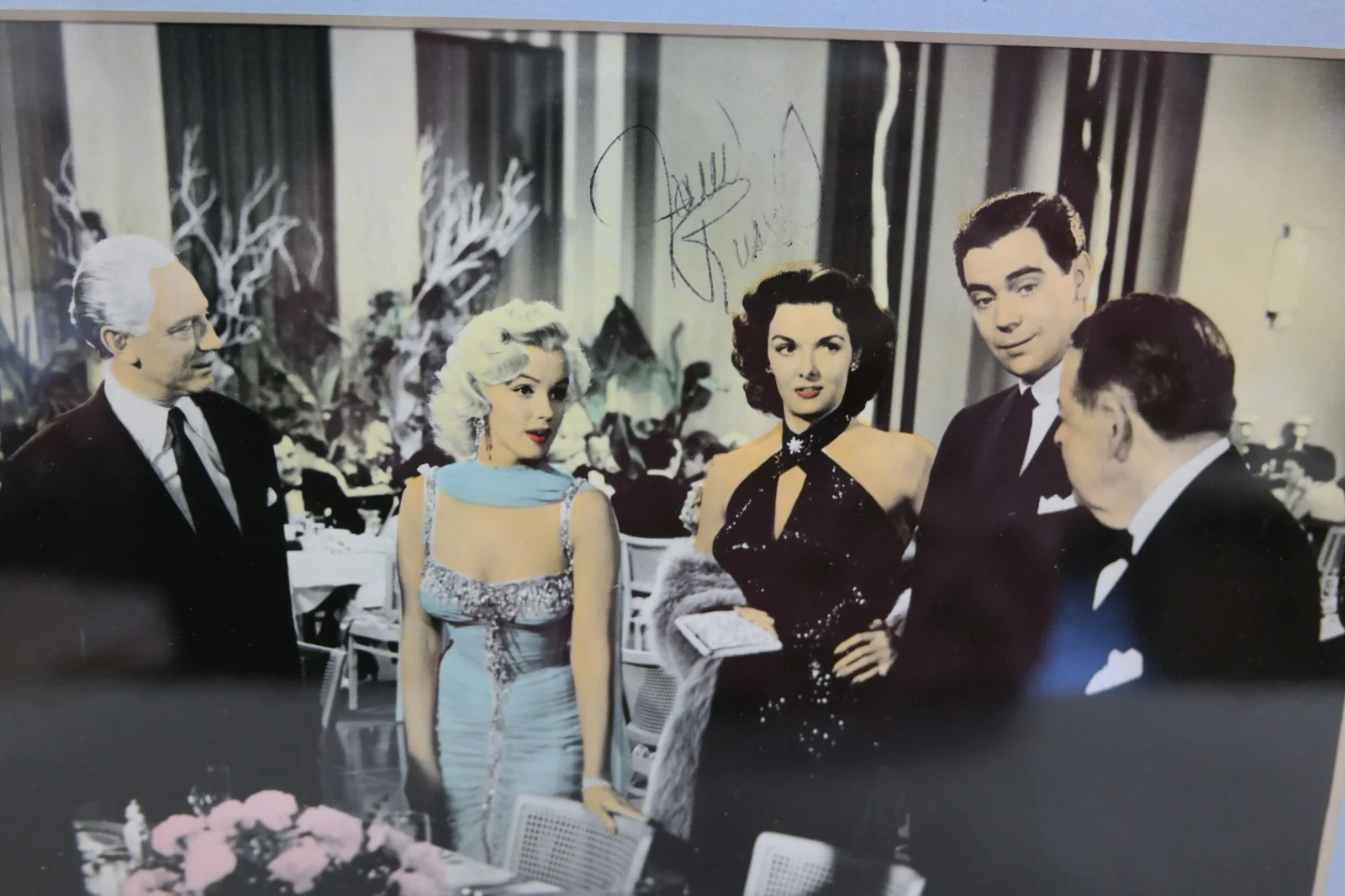 1953 "Gentleman Prefer Blondes" W/ Marlin Monroe -Signed by Jane Russel, изображение 3