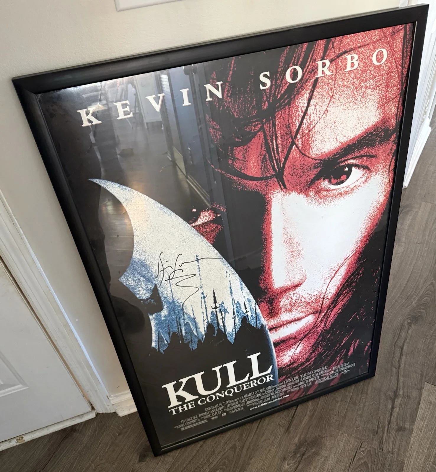 Kevin Sorbo — Kevin Sorbo Signed Auto Framed 27x40 KULL THE CONQUEROR Original Movie Poster