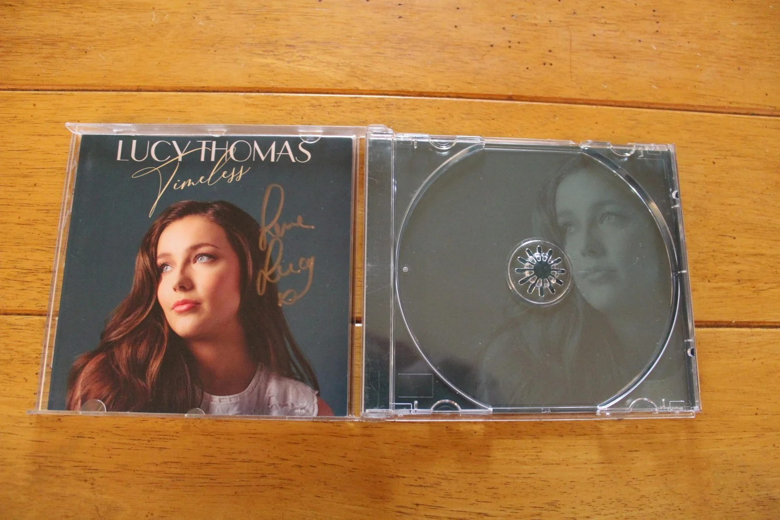 *NO DISC* SIGNED Lucy Thomas Timeless CD Cover Autograph Vocal Classical Auto, image 2