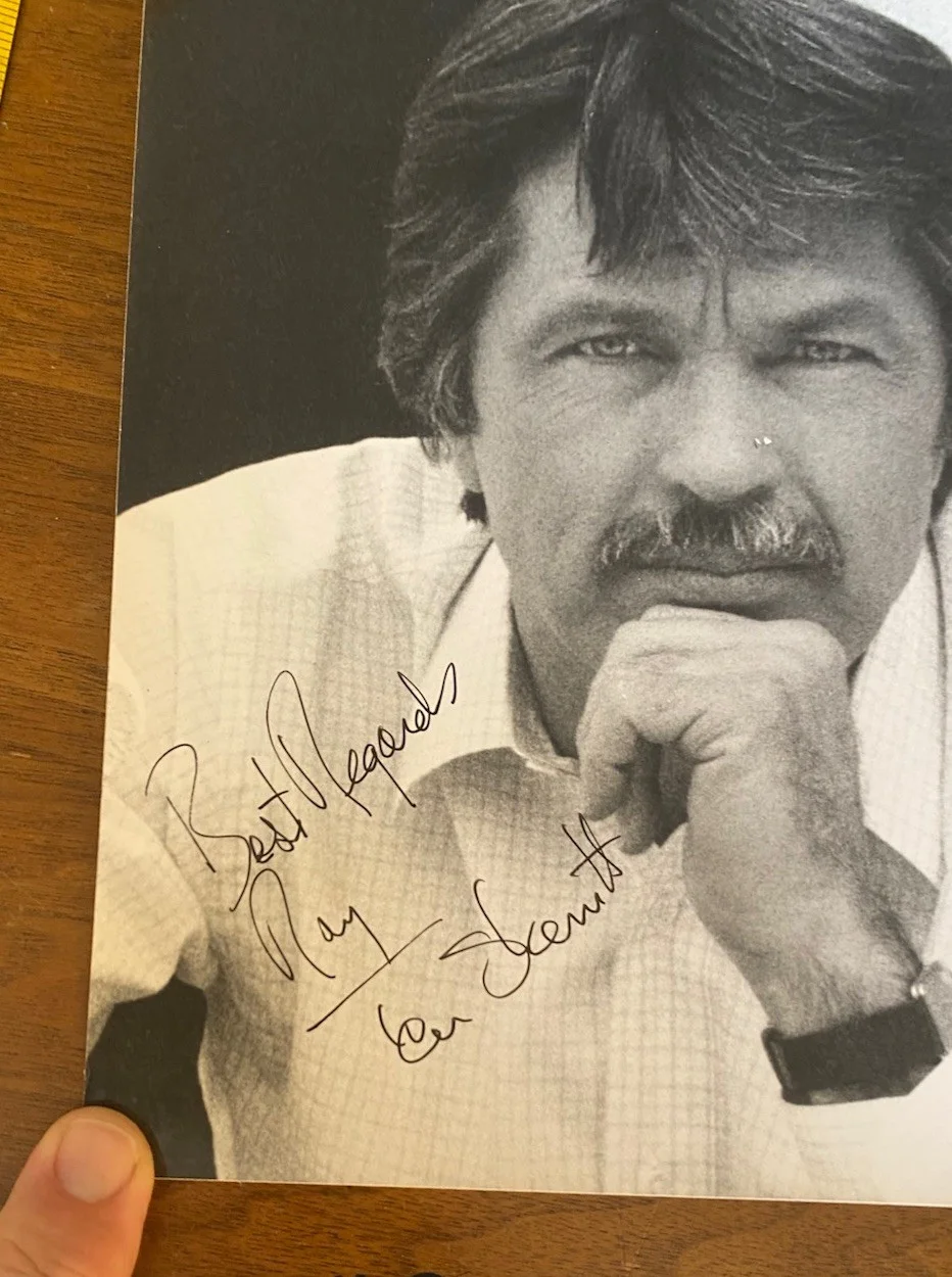 Tom Skerritt Signed Photo Alien Cheers Top Gun Personalized To Ray BW, изображение 2