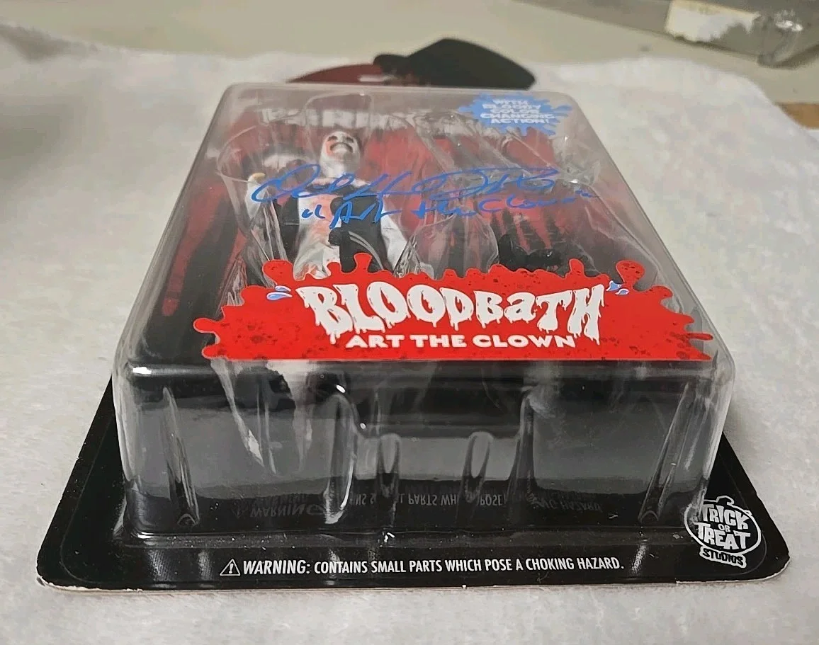 David Howard Thornton — DAVID HOWARD THORNTON Signed Clamshell Figure Art the Clown TERRIFIER JSA COA, изображение 5