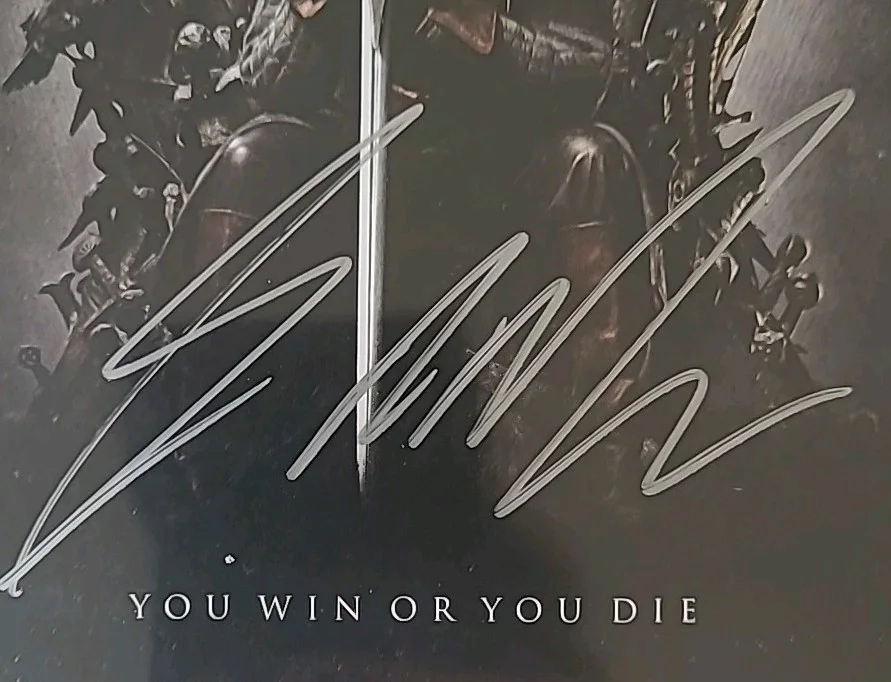 George Martin — George R.R. Martin Signed Games of Thrones Bonus DVD, изображение 2