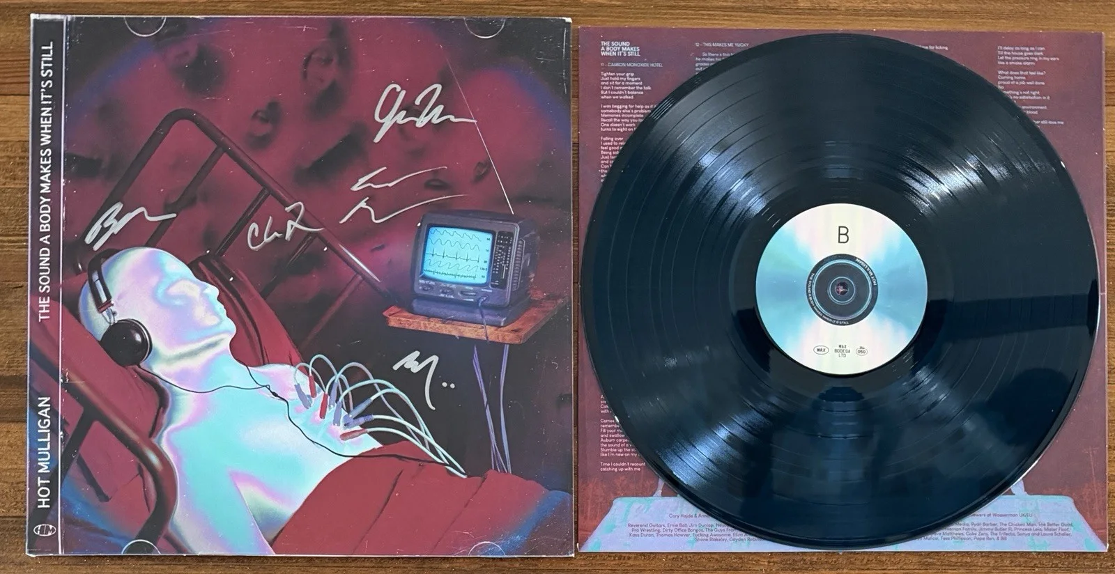 SIGNED HOT MULLIGAN THE SOUND A BODY MAKES WHEN IT’S STILL VINYL BECKETT BAS COA, изображение 2