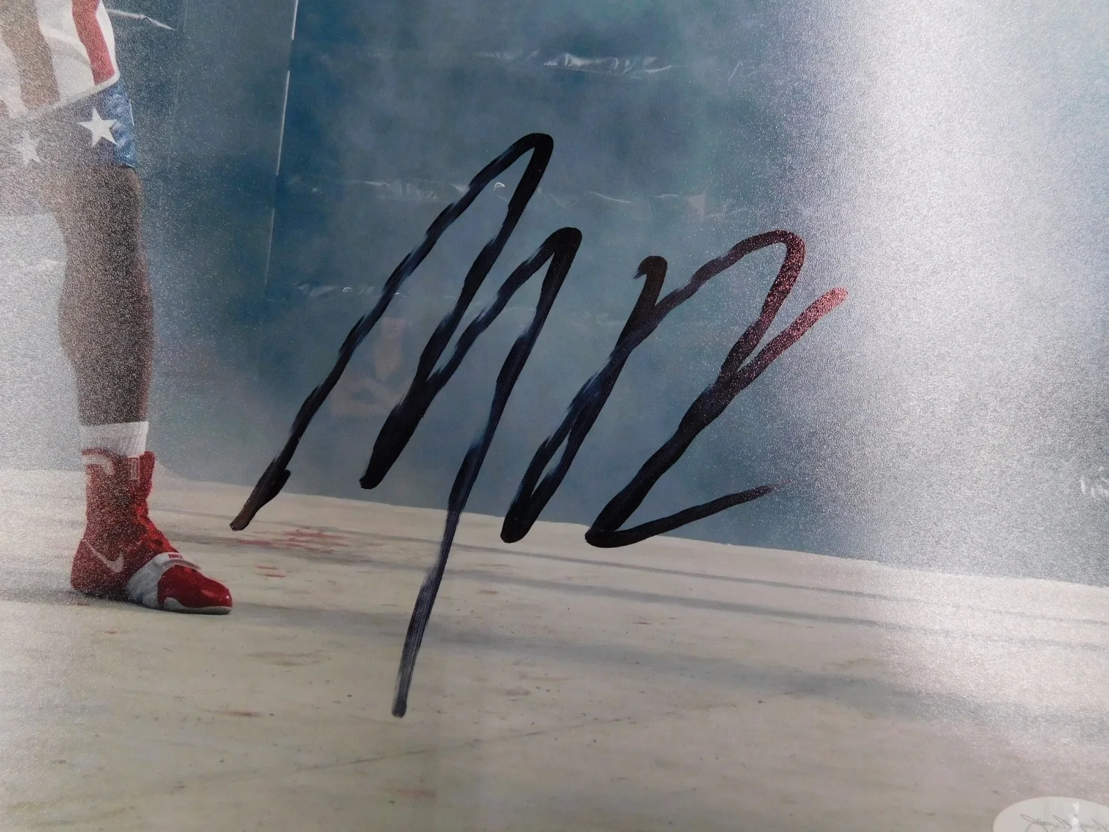 Micheal B Jordan — Micheal B Jordan Signed/Autographed 11x14 Photo Creed JSA COA, изображение 2