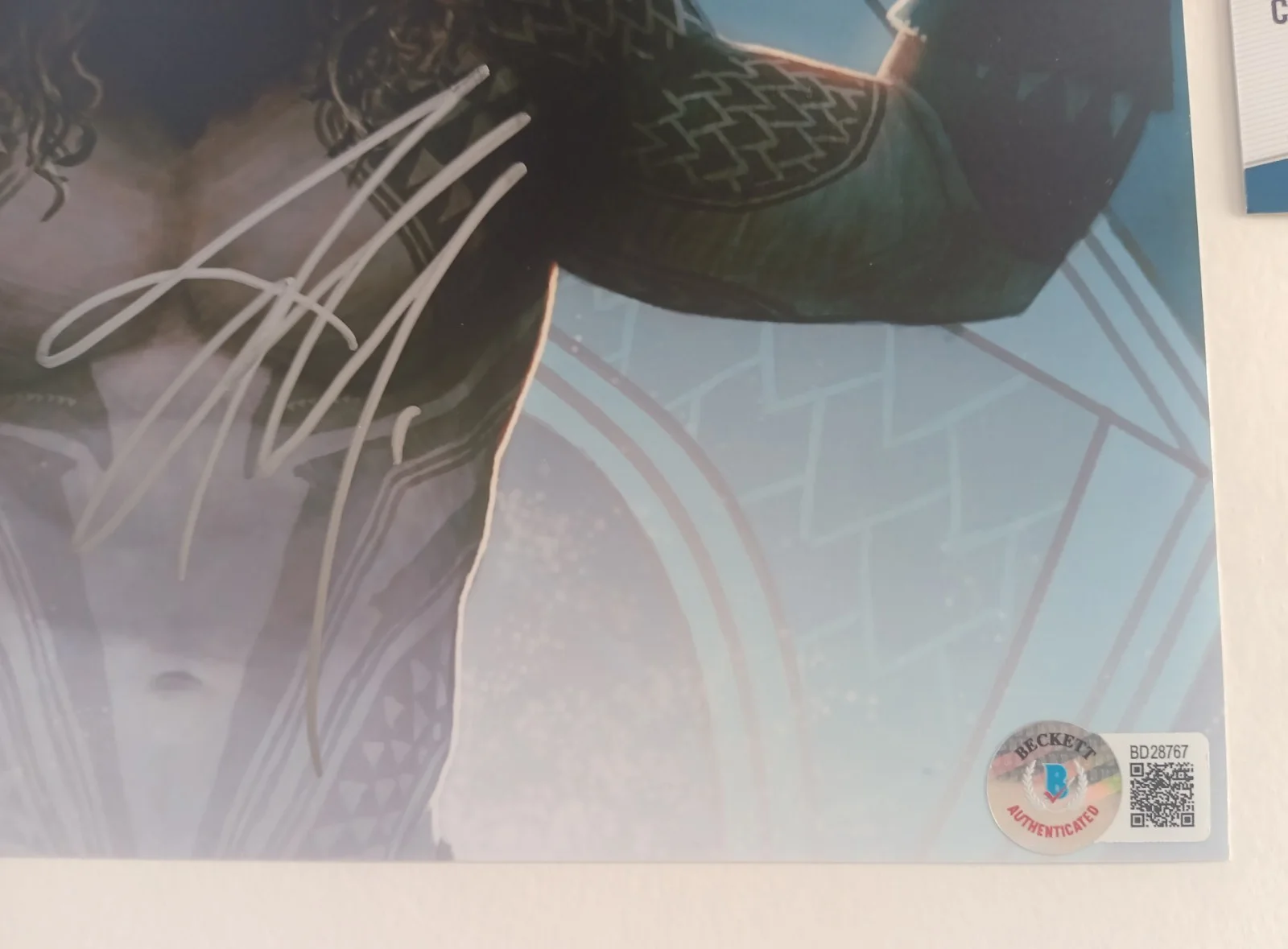 Jason Momoa — Jason Momoa Autographed 8x10 Photo – Aquaman – with COA, image 3