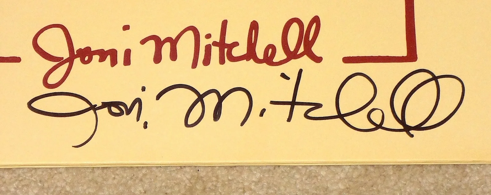 JONI MITCHELL HAND SIGNED AUTOGRAPHED COURT AND SPARK ALBUM RARE W/PROOF JSA COA, image 2